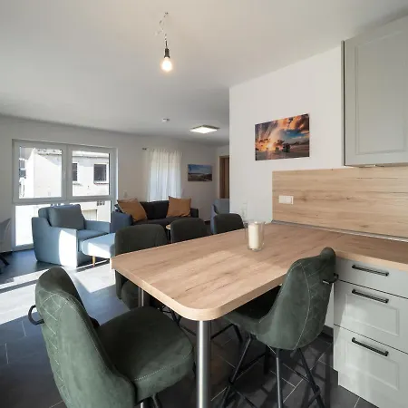 Jade Glueck * Wilhelmshaven