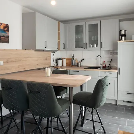 Jade Glueck Apartment Wilhelmshaven
